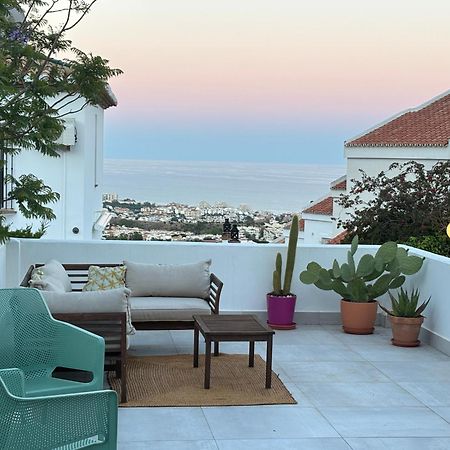 A Terrace With Sea View, 2 Bedrooms Apartment In Benalmádena Buitenkant foto